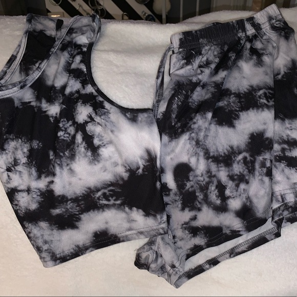 2 SHEIN sets - Picture 4 of 5